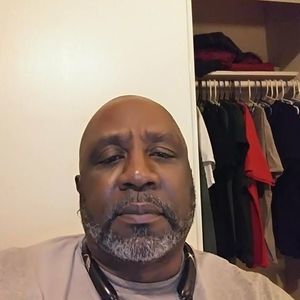 Meet your Posher, Raymond